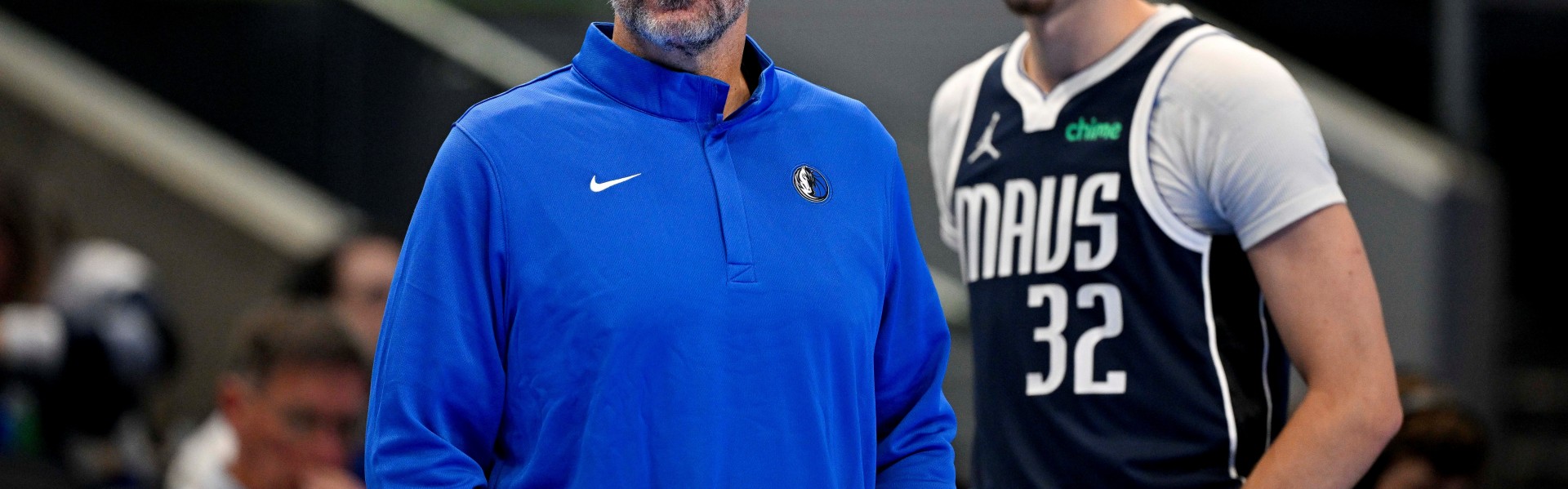 开云体育官网-基德：让弗拉格体验季后赛强度的比赛和防守是好事 是学习的过程