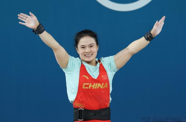1723384197577047689.jpg 巴黎奥运会丨举重——女子59公斤级:中国选手罗诗芳夺冠XxjpseC011509_20240808_MVPFN0A001.jpg